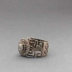 Rozu ring